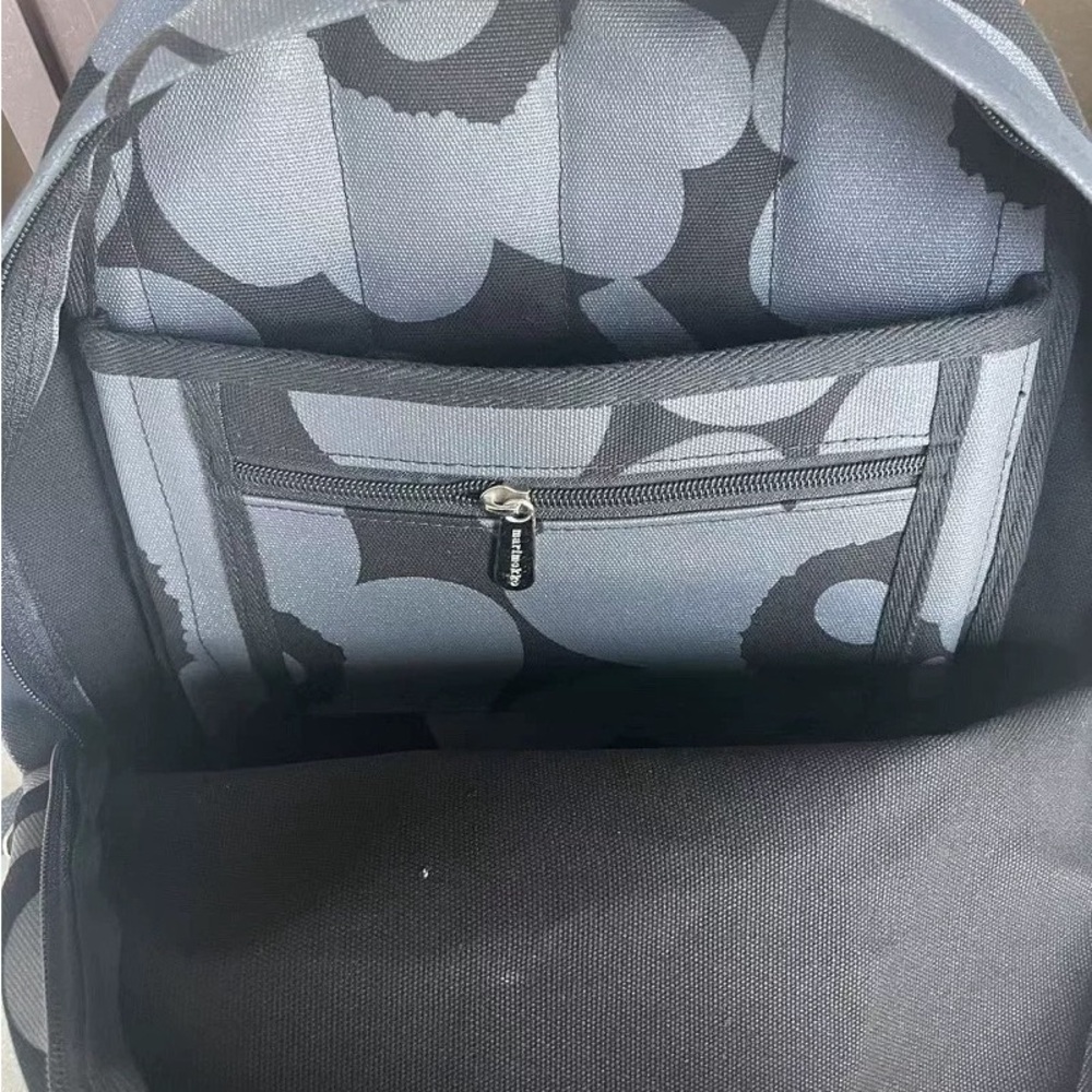 New Marimekko Gray/Black sliver floral print Patterned lightweight Backpack - Picture 4 of 6